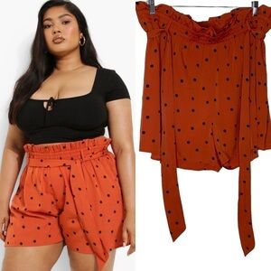 Boohoo orange polka dot short. Size XXl